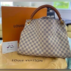 Authentic Louis Vuitton Artsy Handbag Damier MM